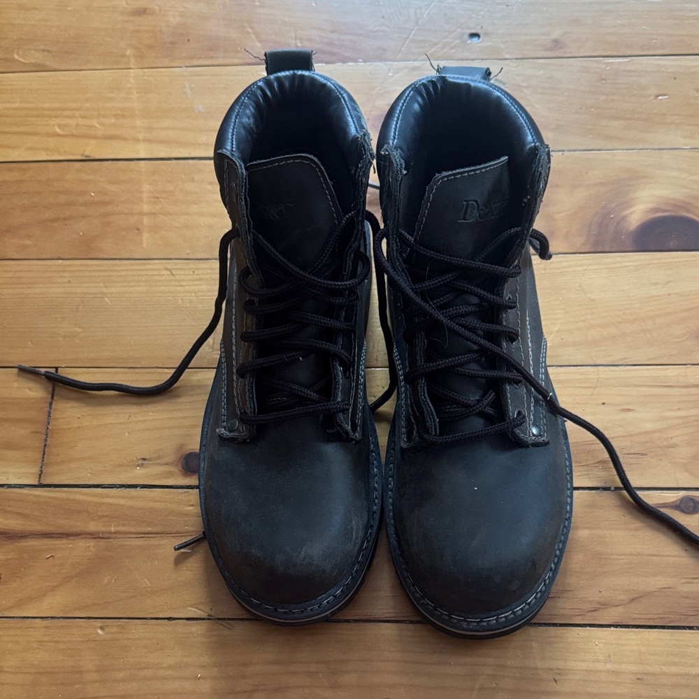 Brown waterproof work boots